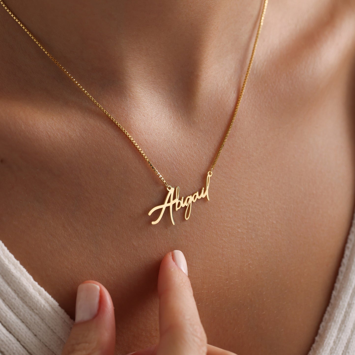 Multiple Name Necklace, Dainty Christmas Gift, Memorable Mother Gift