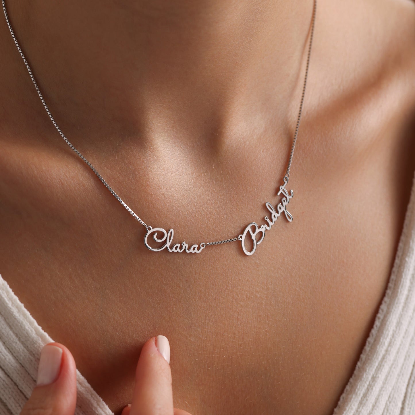 Multiple Name Necklace, Dainty Christmas Gift, Memorable Mother Gift